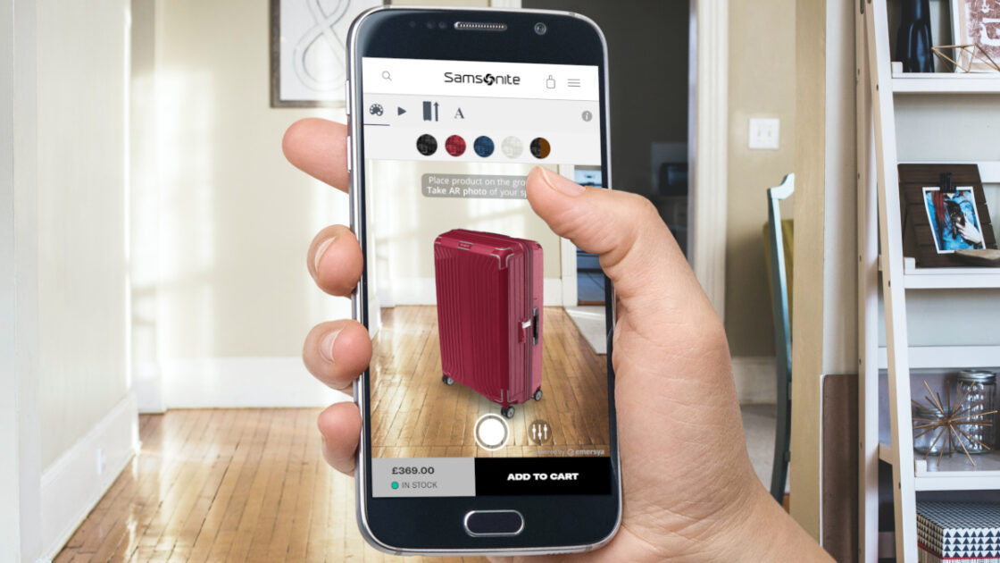 Customer using Emersya Augmented reality tool to try a Samsonite suitcase in his house